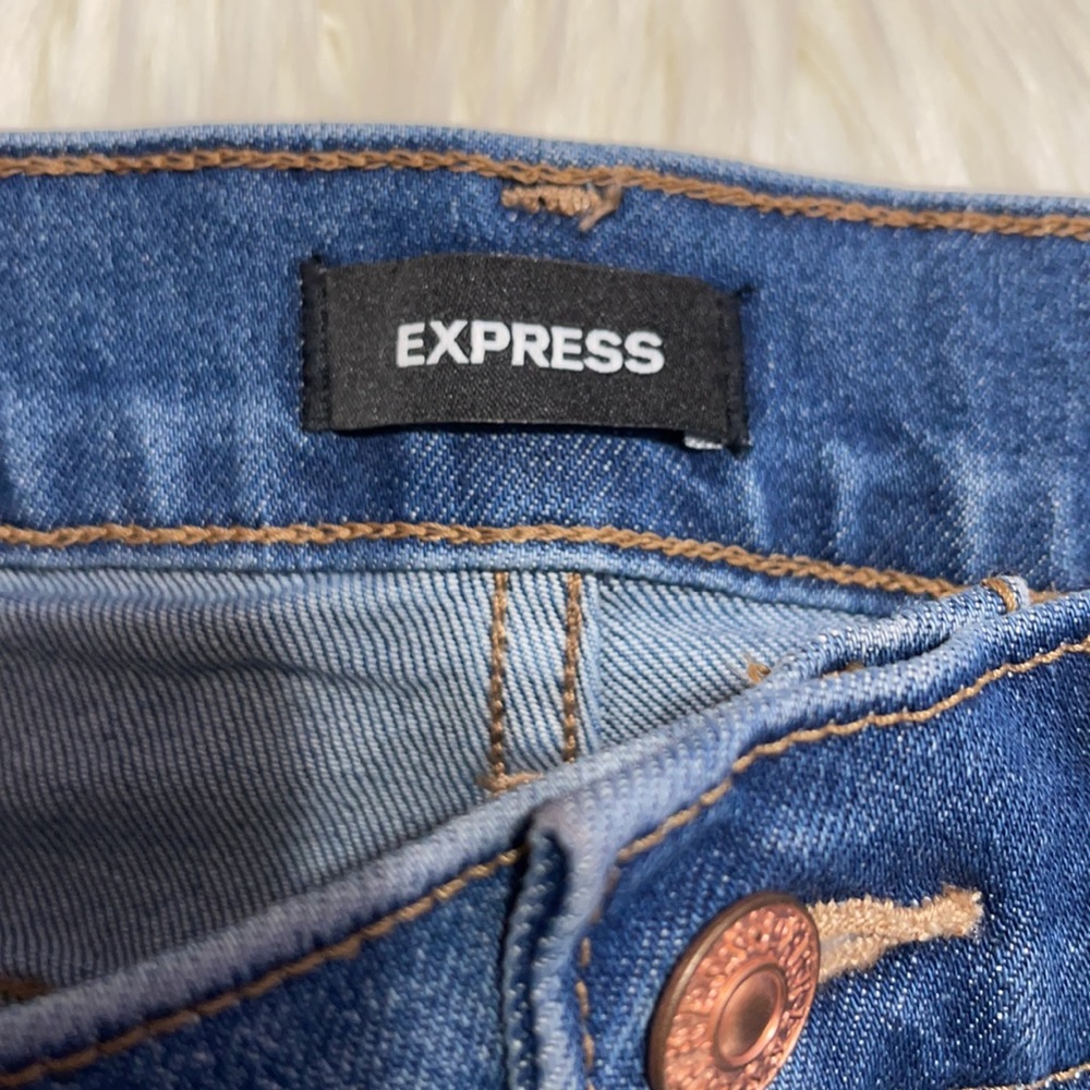 Cropped Flare High Rise Jeans - Picture 7 of 11